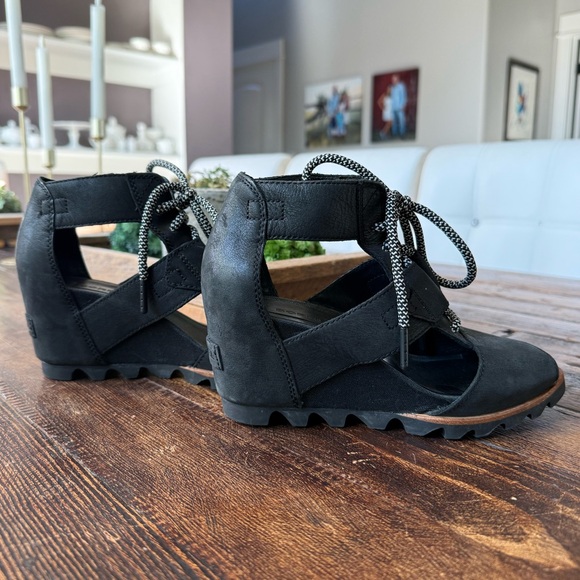 Sorel Joanie II Lace Up Wedge Sandal - Picture 2 of 12